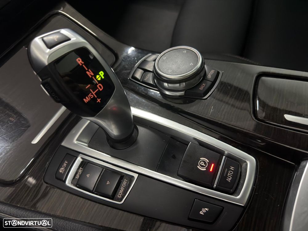 BMW 520 d xDrive Aut. Luxury Line - 34