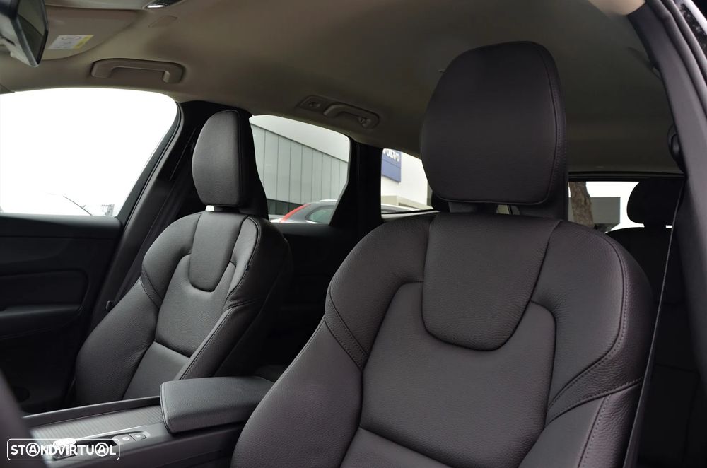 Volvo XC 60 2.0 D3 Momentum - 10