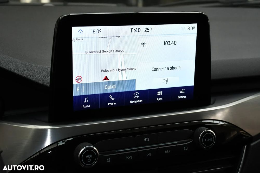 Ford Kuga 2.5 Duratec FWD FHEV Titanium - 27