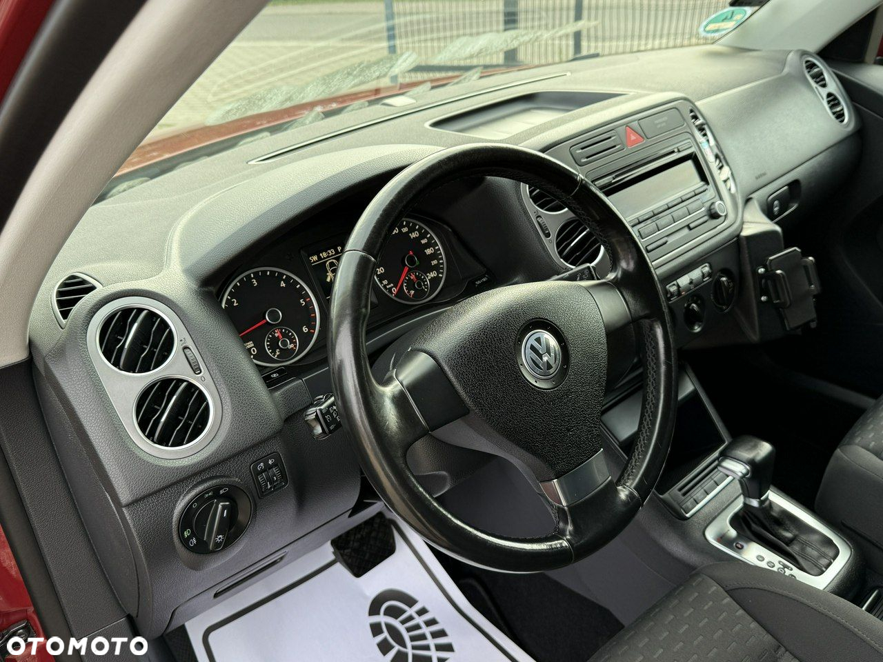 Volkswagen Tiguan - 21