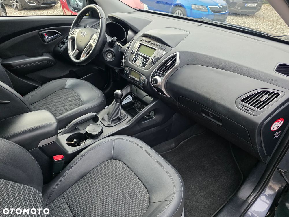 Hyundai ix35 2.0 2WD Style - 18