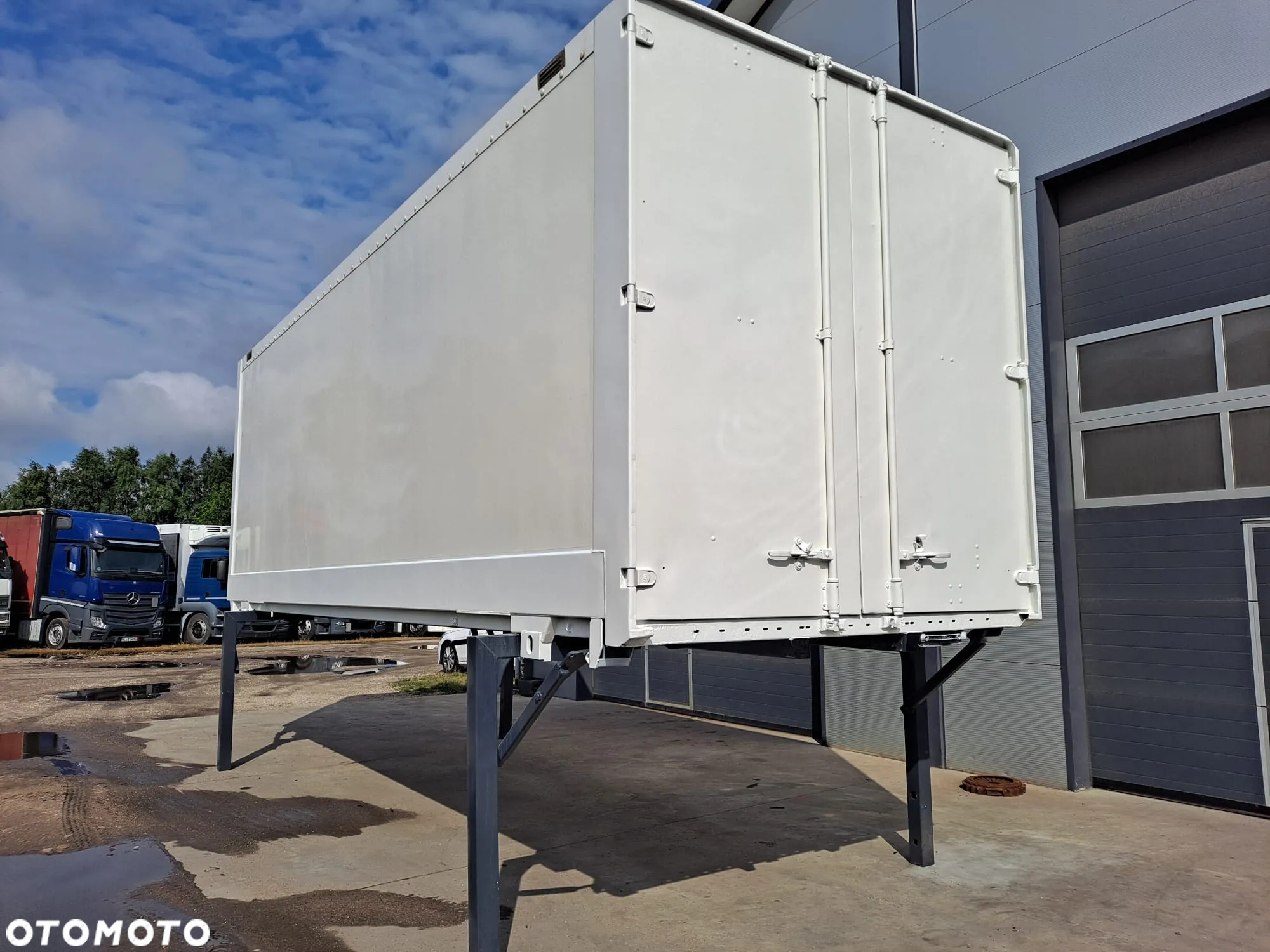 Inny Kontener  BDF 18 palet - 3