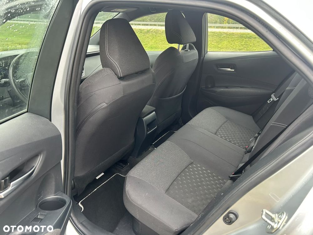 Toyota Corolla 1.8 Hybrid Comfort - 13