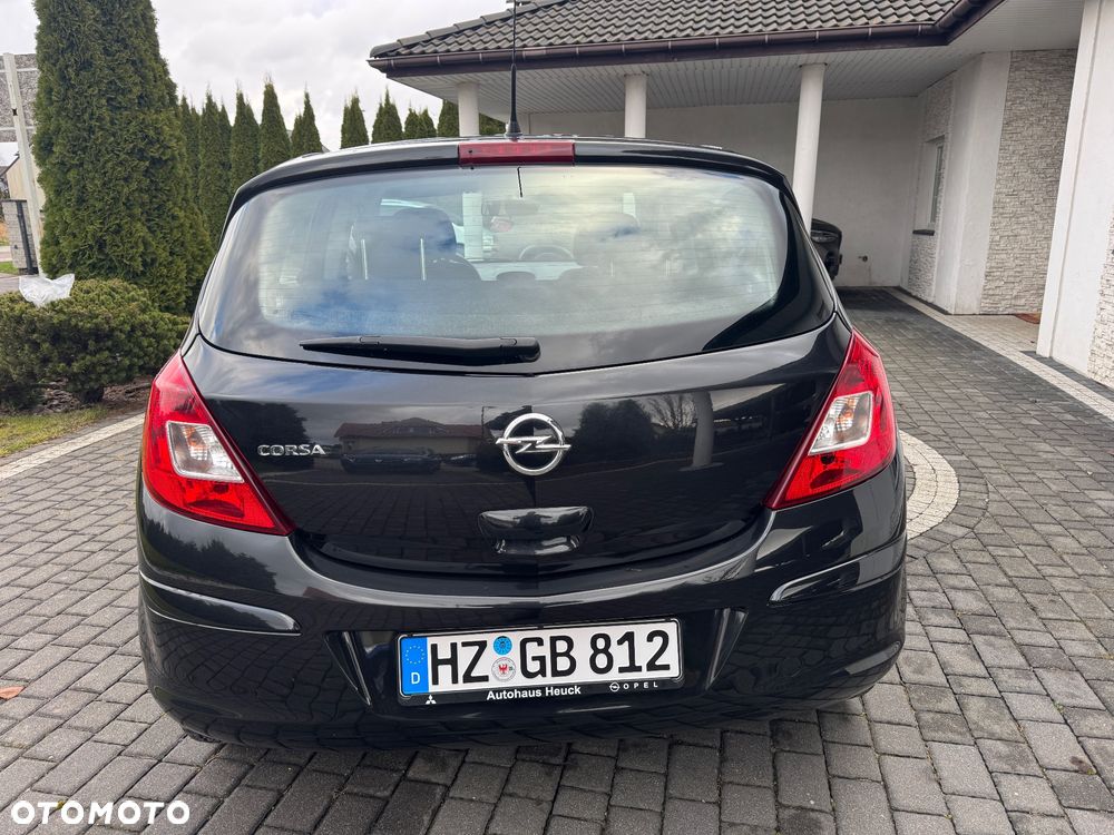 Opel Corsa 1.2 16V Cosmo - 5