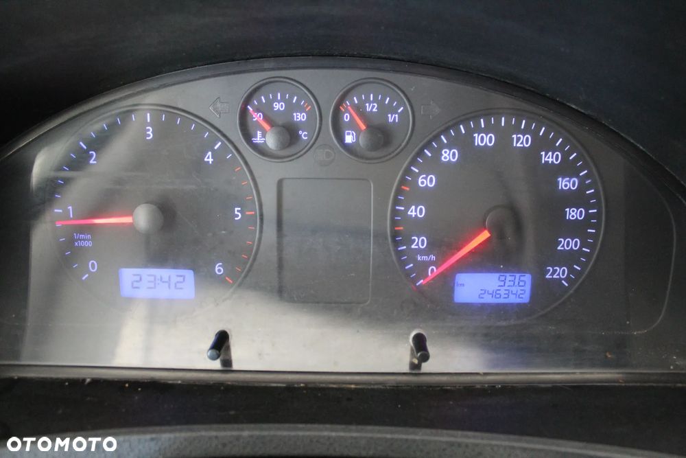 Volkswagen Transporter T5 - 8