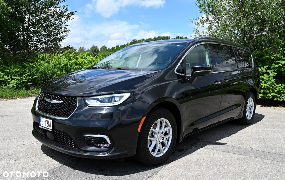 Chrysler Pacifica - 6