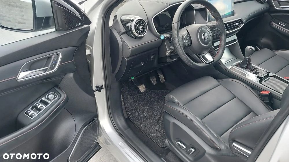 MG HS 1.5T-GDI Comfort - 8
