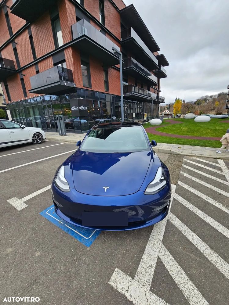 Tesla Model 3 RWD Long Range - 3