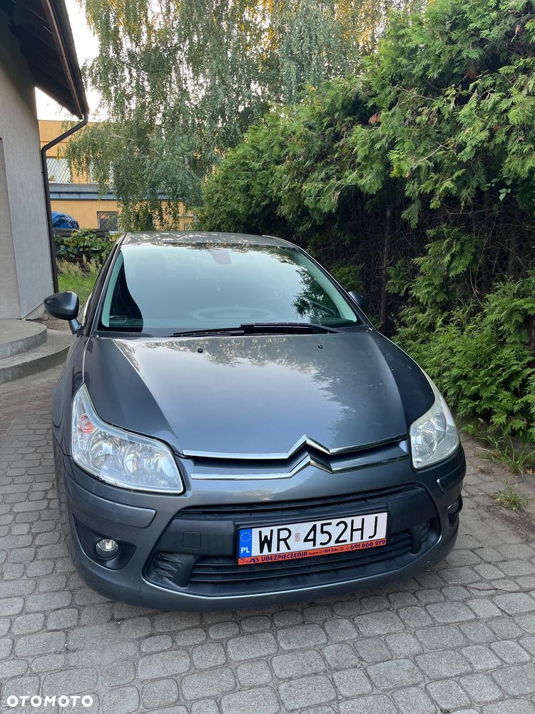 Citroën C4 1.4 16V Impress - 1
