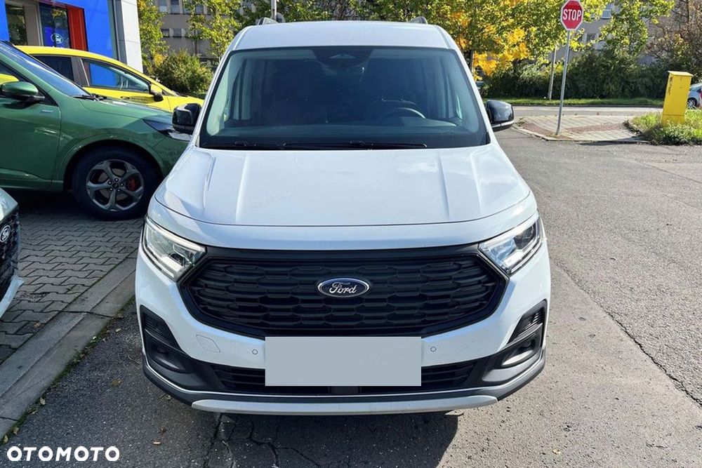 Ford Transit Connect - 4