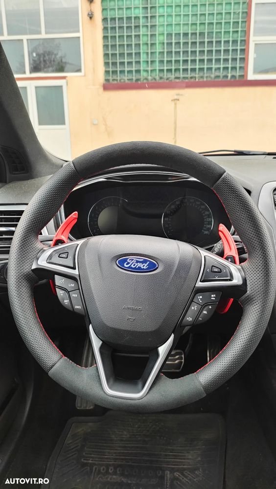 Ford Mondeo 2.0 TDCi Powershift - 14