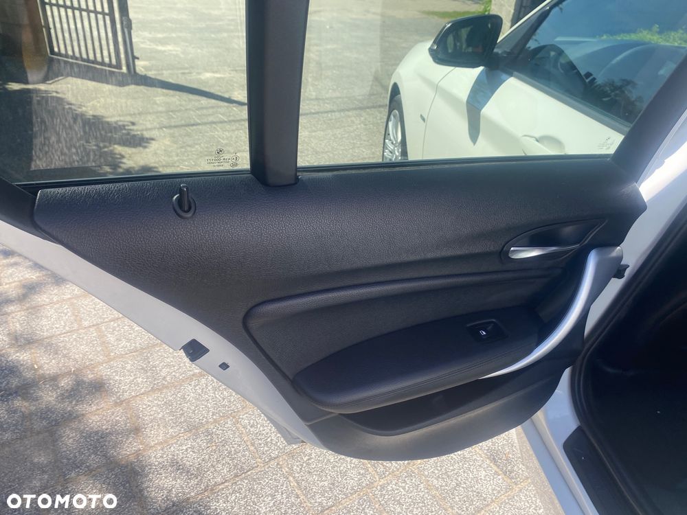 BMW Seria 1 120d BluePerformance Sport Line - 27
