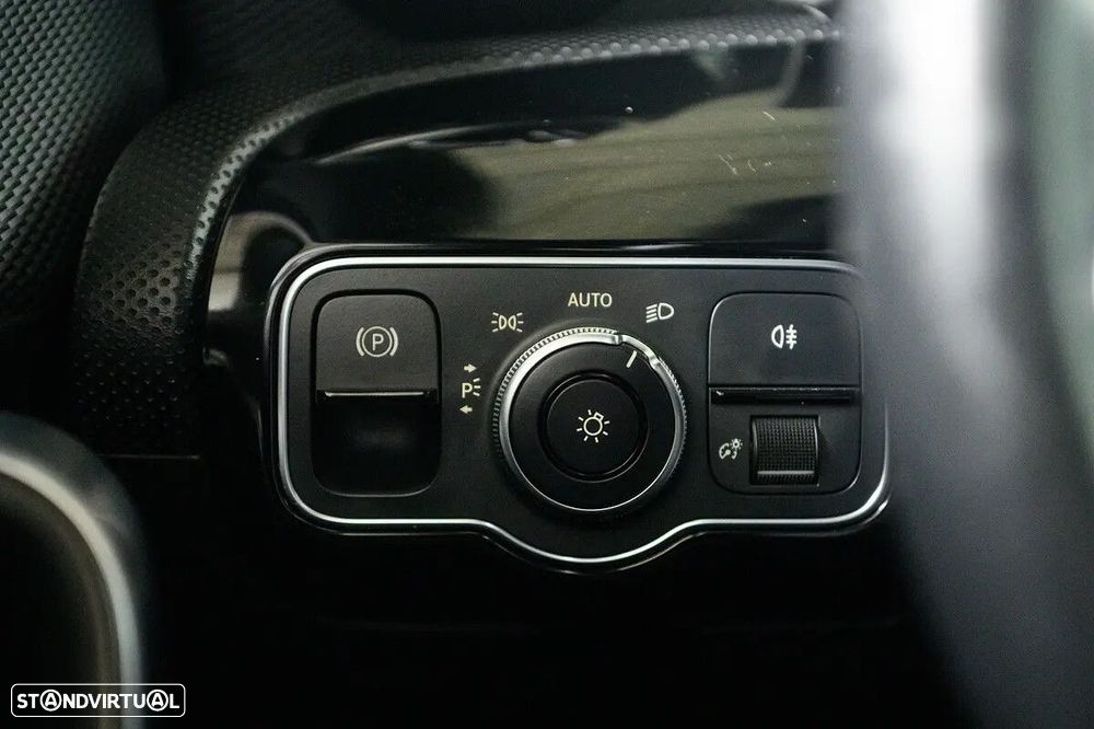 Mercedes-Benz A 180 d Style Aut. - 31