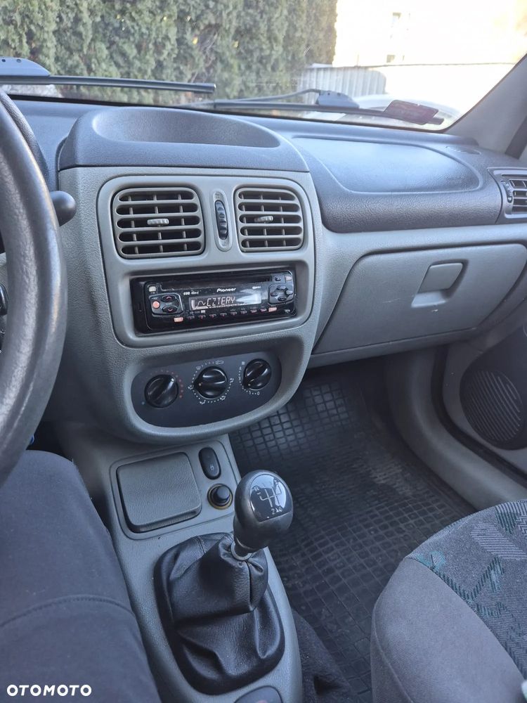 Renault Thalia 1.4 Expression - 10