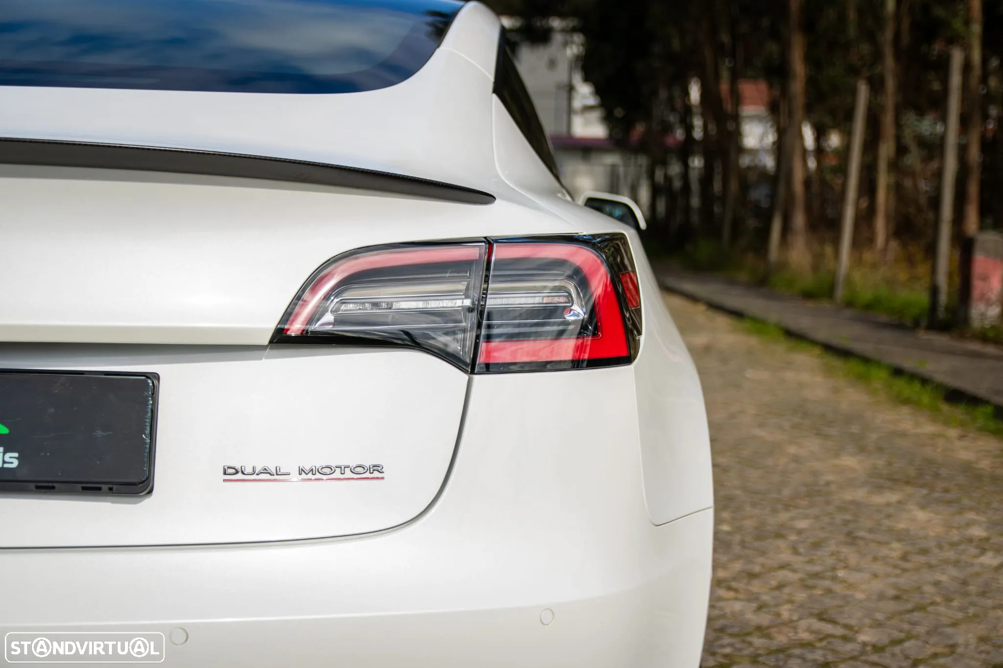 Tesla Model 3 Long Range AWD Dual Motor Performance - 16