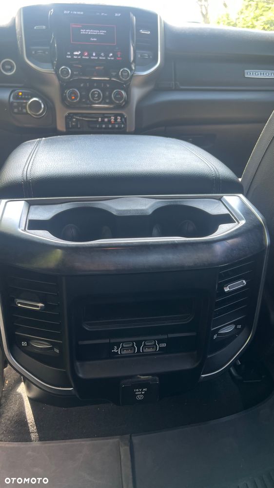 RAM 1500 Crew Cab Shortbed Bighorn - 14