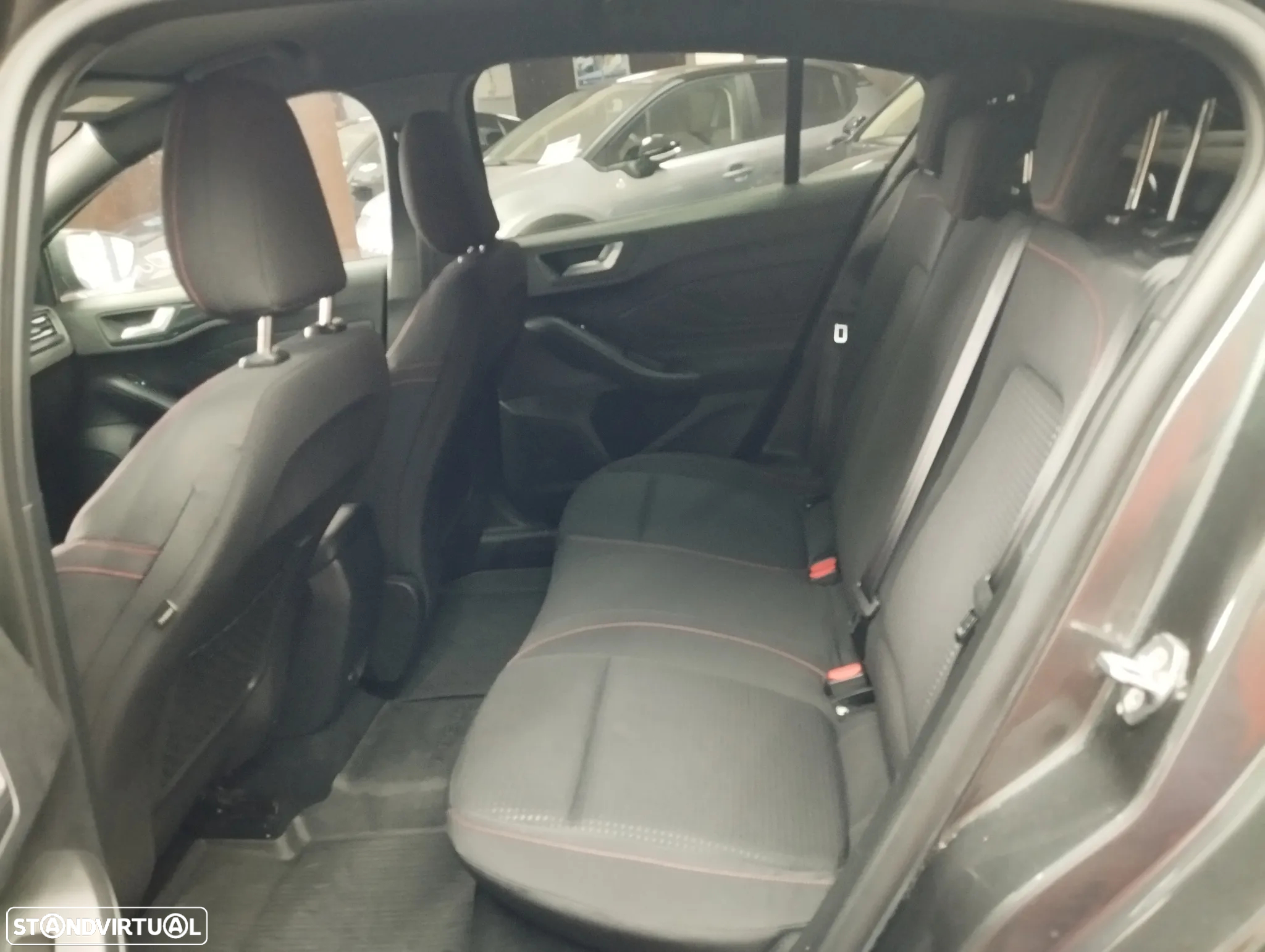 Ford Focus 1.0 EcoBoost ST-Line Aut. - 11