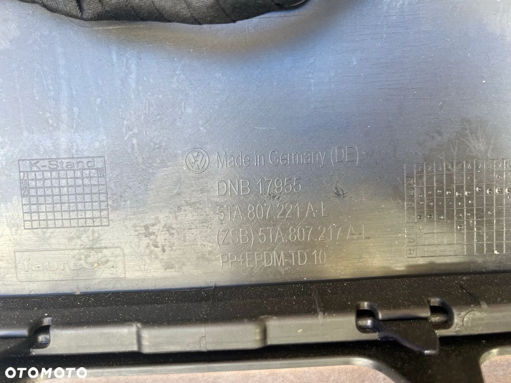 ZDERZAK VW TOURAN II 5TA PRZEDNI ZDERZAK PRZÓD VW TOURAN 5TA SPRYSK 6xPDC - 12