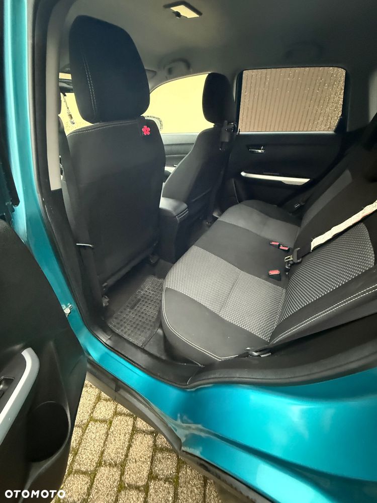 Suzuki Vitara 1.6 Comfort 2WD - 11