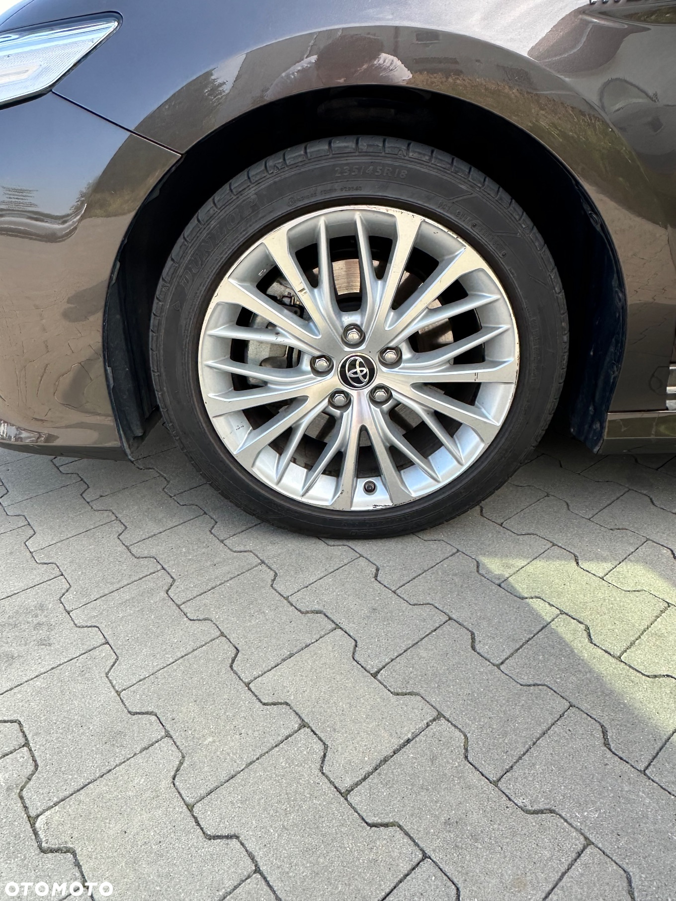 Toyota Camry 2.5 Hybrid Executive CVT - 2