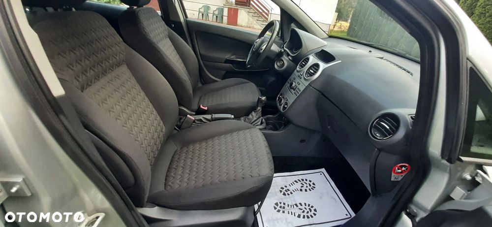 Opel Corsa - 29