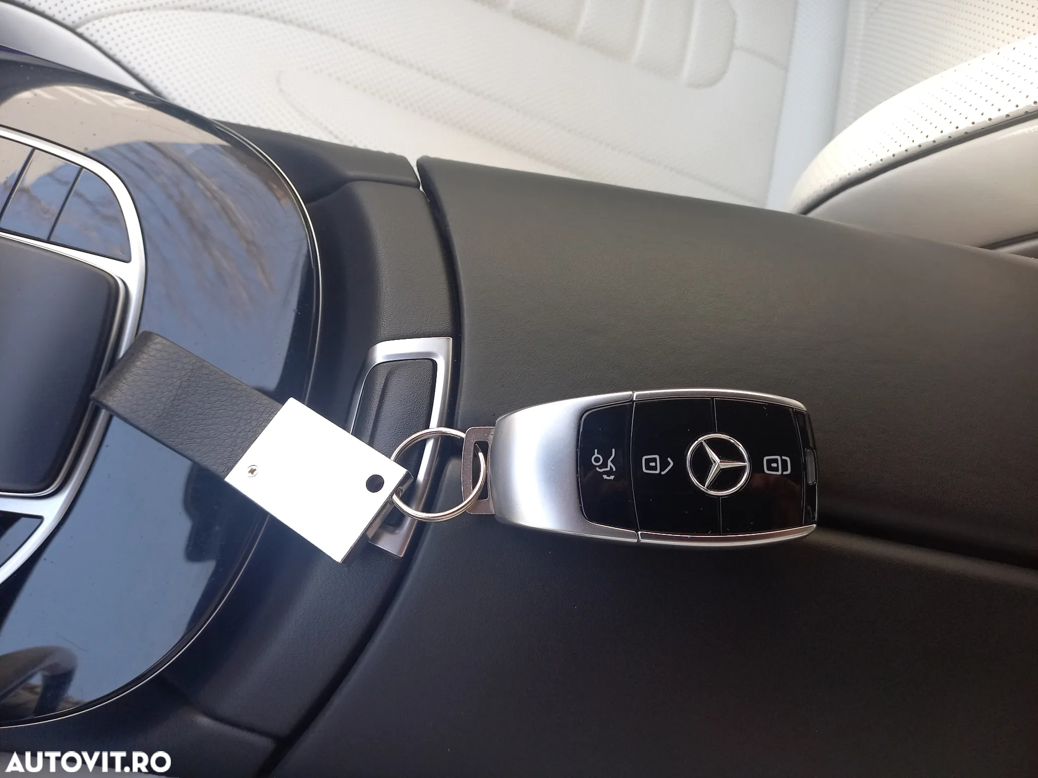 Mercedes-Benz CLS 450 MHEV 4MATIC Aut - 35