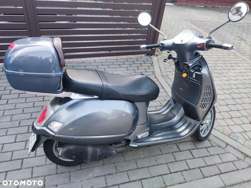 Piaggio Vespa - 3