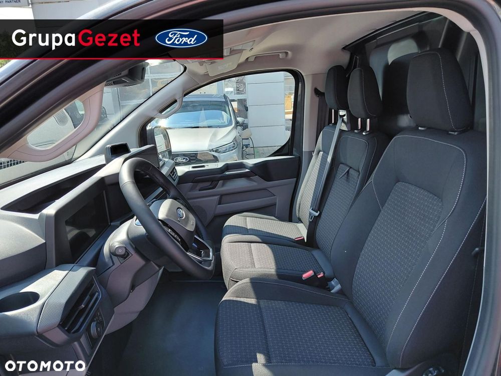 Ford Transit Custom - 13