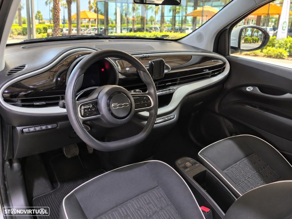 Fiat 500e Action - 9