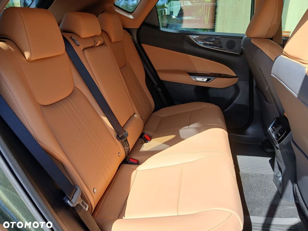 Lexus NX 350h Prestige 2WD - 29