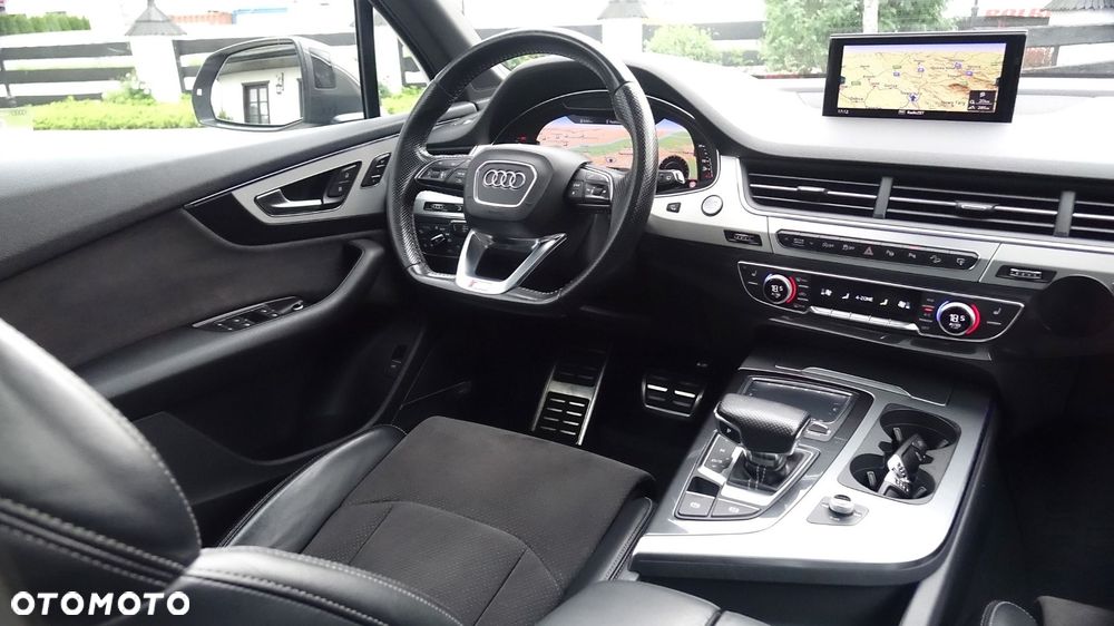 Audi Q7 - 32