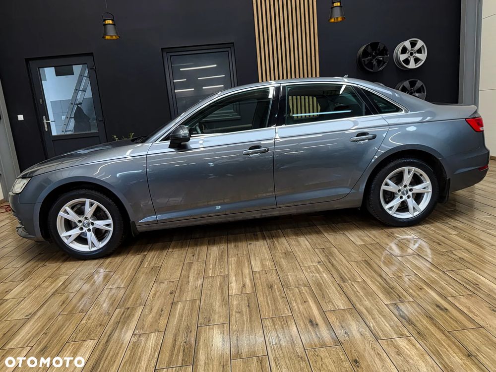 Audi A4 Limousine 2.0 TFSI ultra Sport S tronic - 12