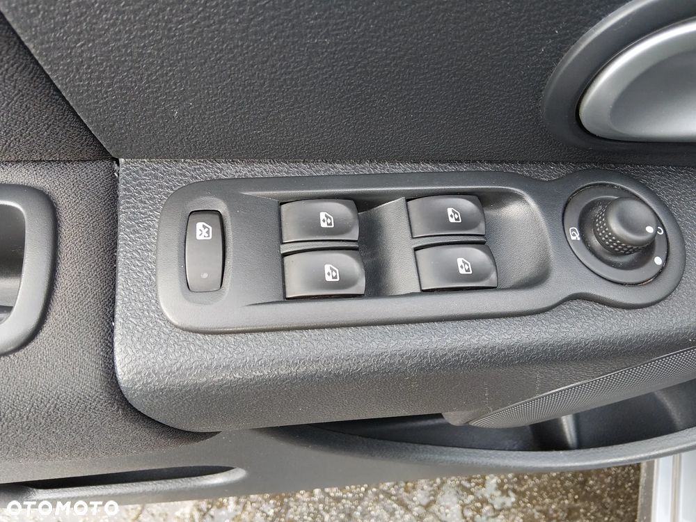 Renault Modus 1.2 16V Dynamique - 3