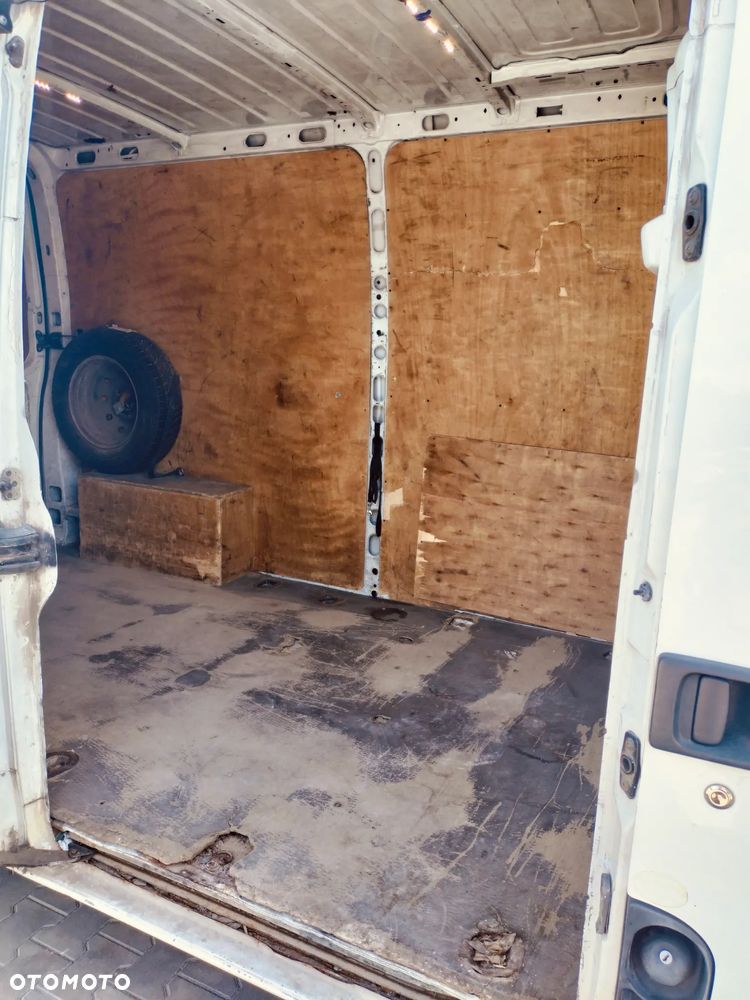 Renault Master - 10