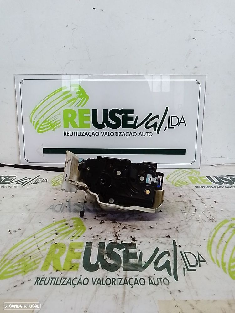 Fecho Da Porta Frente Esq Volkswagen Golf V (1K1) - 2