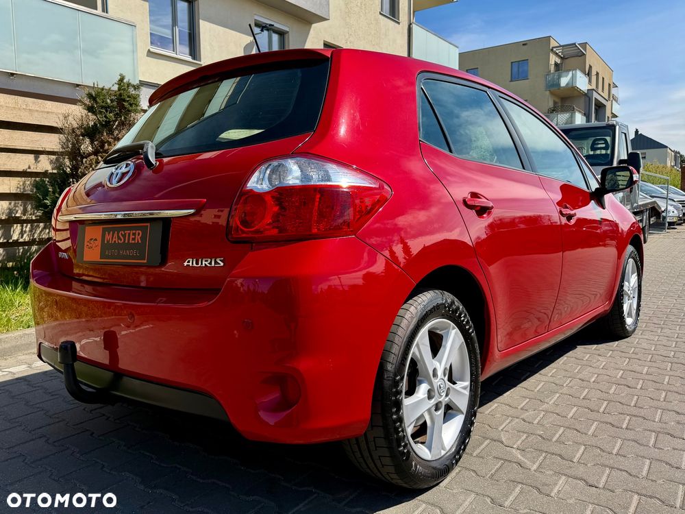 Toyota Auris 1.6 Sol - 17