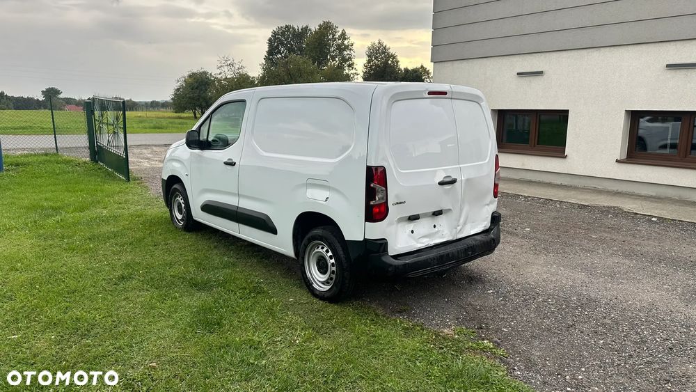 Opel Combo - 8