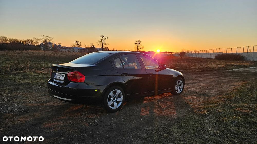 BMW Seria 3 320d - 6