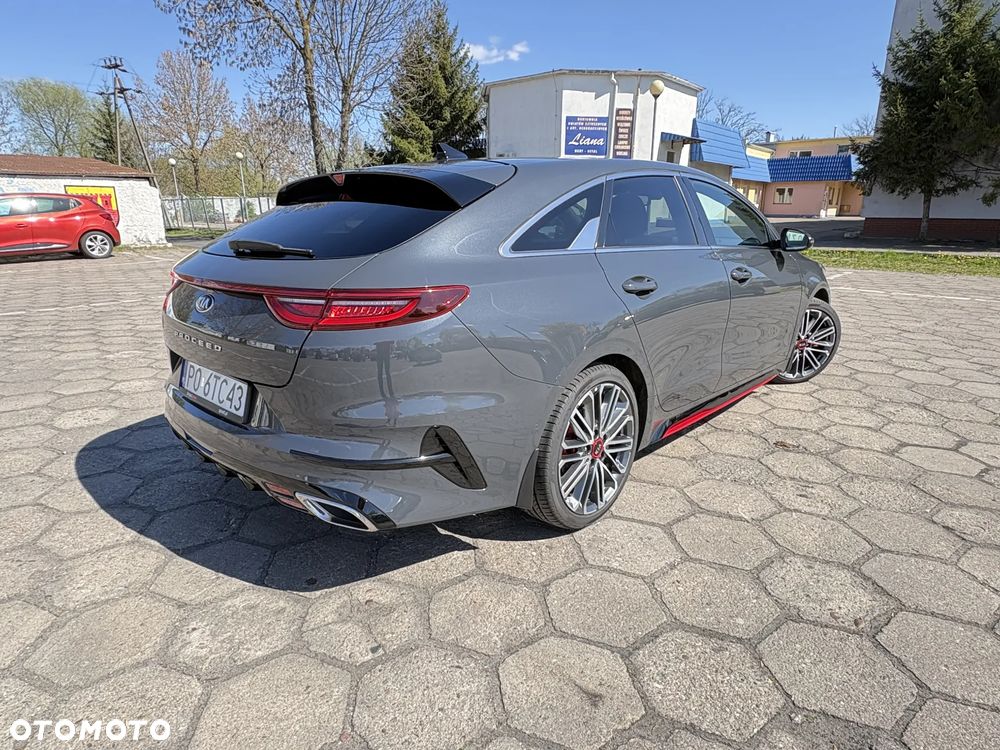 Kia ProCeed - 4