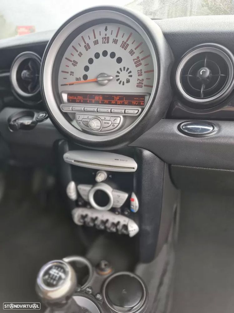 MINI Clubman Cooper D - 14