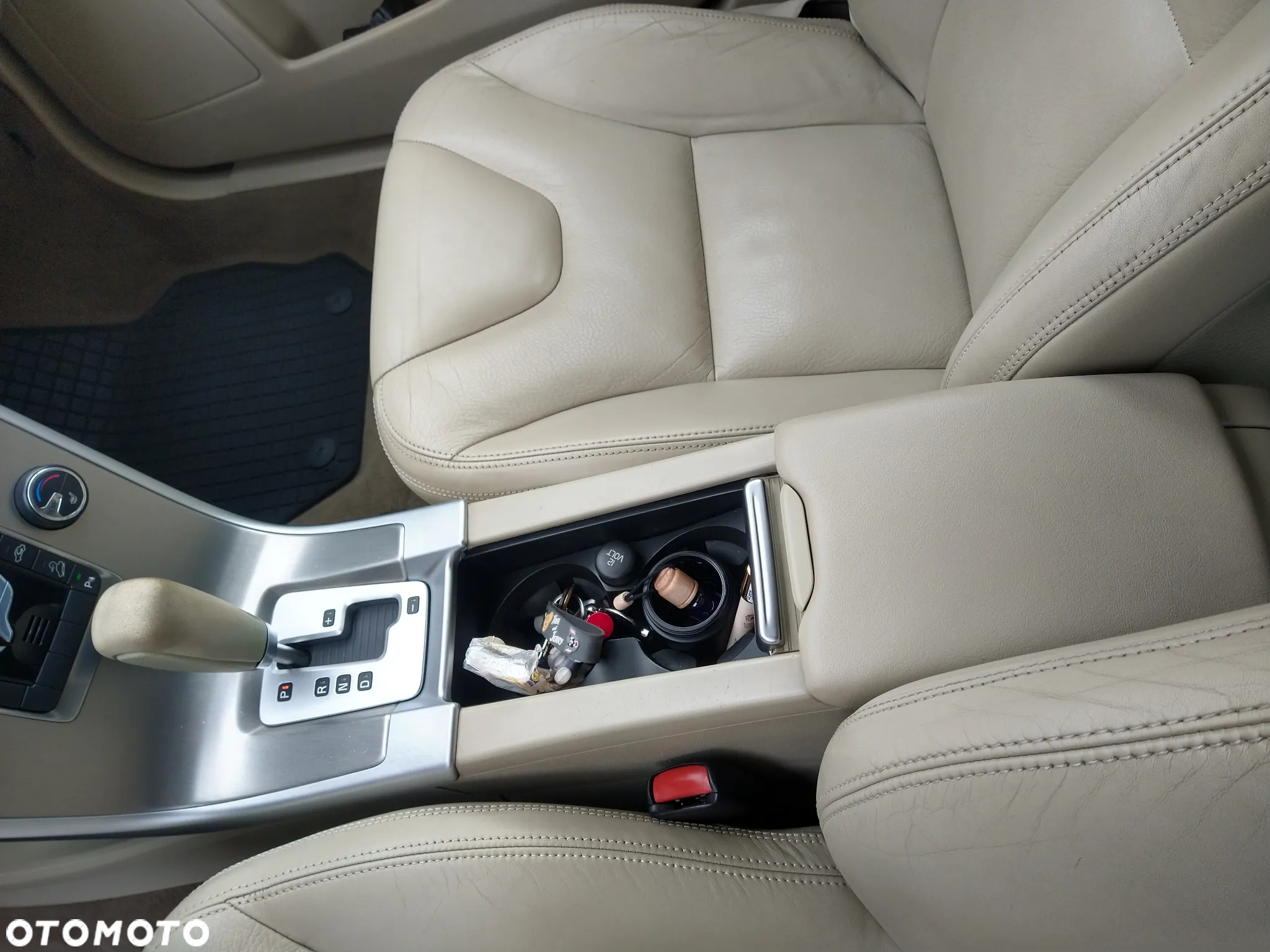 Volvo XC 60 - 16