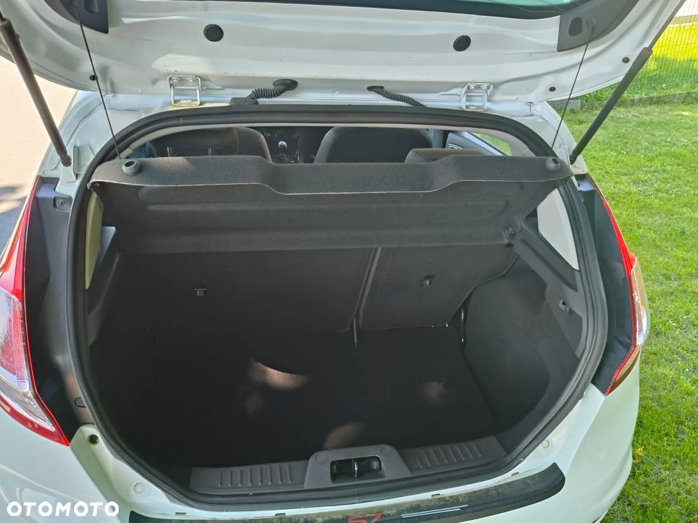 Ford Fiesta 1.0 EcoBoost S&S TITANIUM - 9