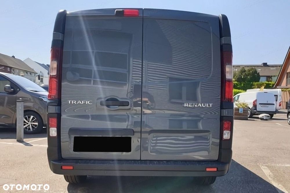 Renault Trafic dCi L2H1 Extra AT9 2.0 150KM - 5