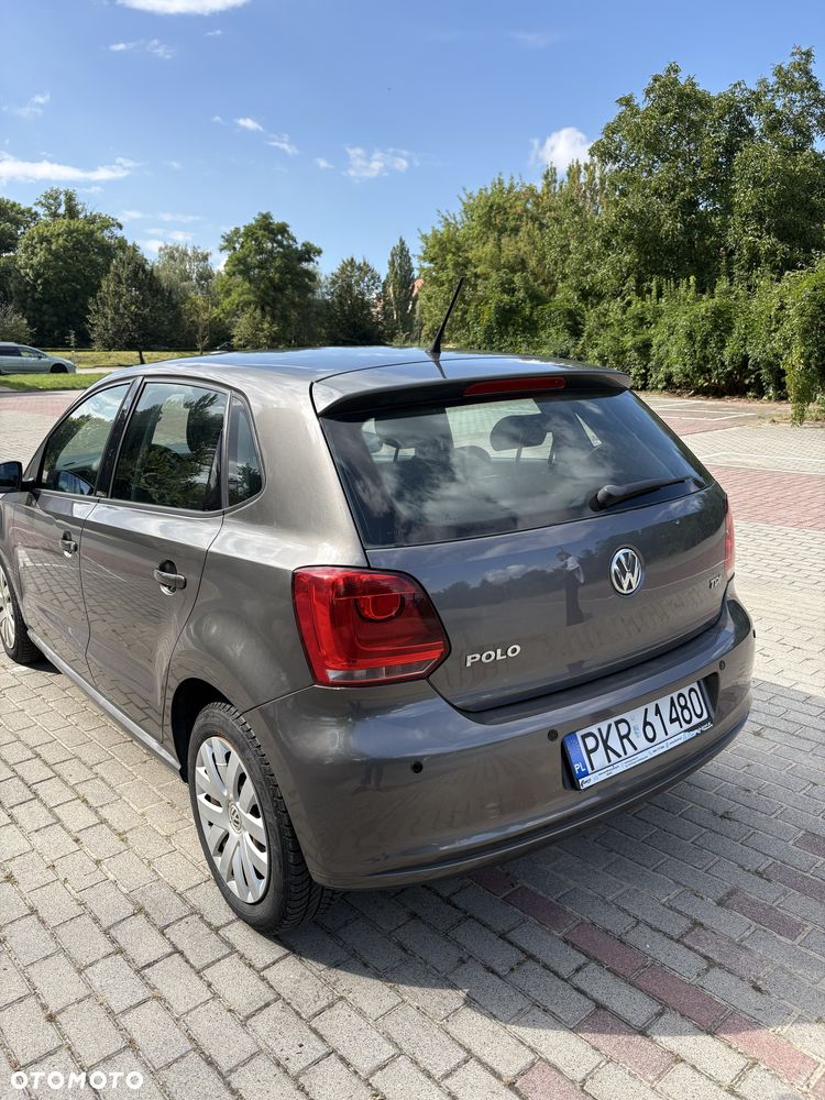 Volkswagen Polo - 2