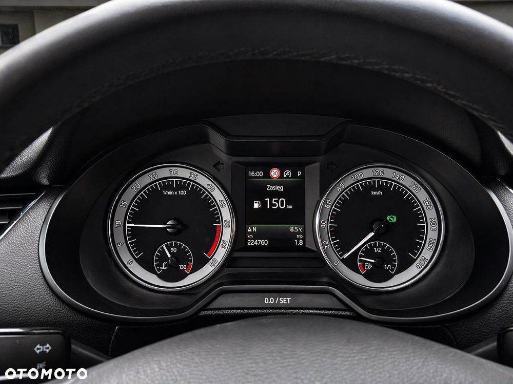 Skoda Octavia 1.6 TDI Ambition DSG - 12