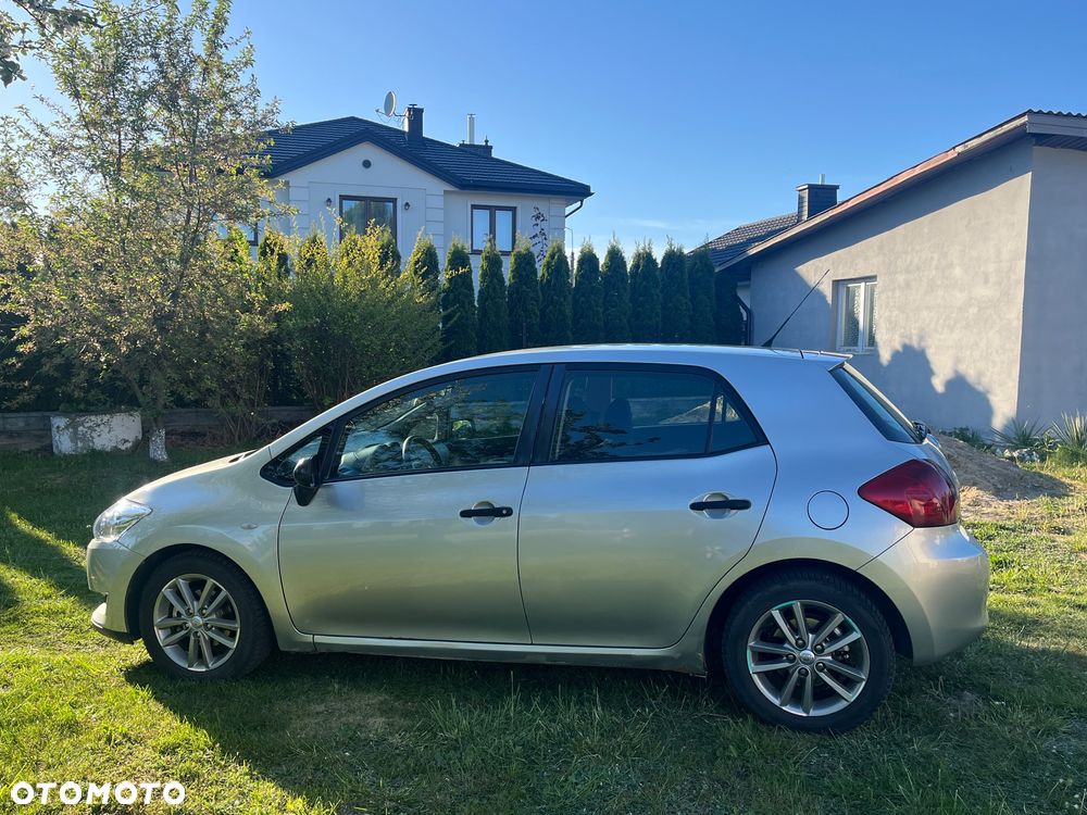 Toyota Auris 1.4 D-4D Luna - 15