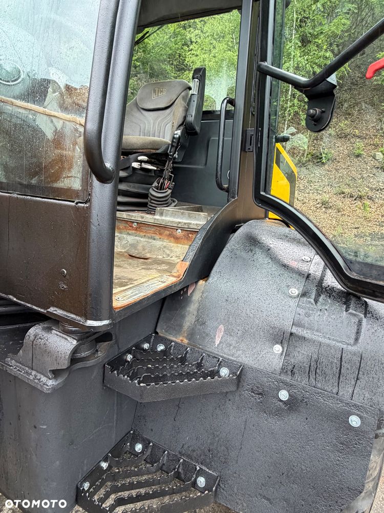 JCB TM 310S - 16