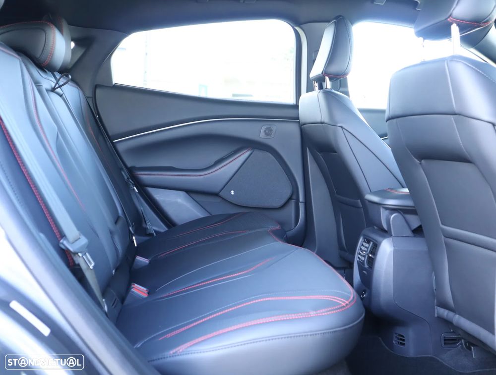 Ford Mustang Mach-E AWD PREMIUM - 20