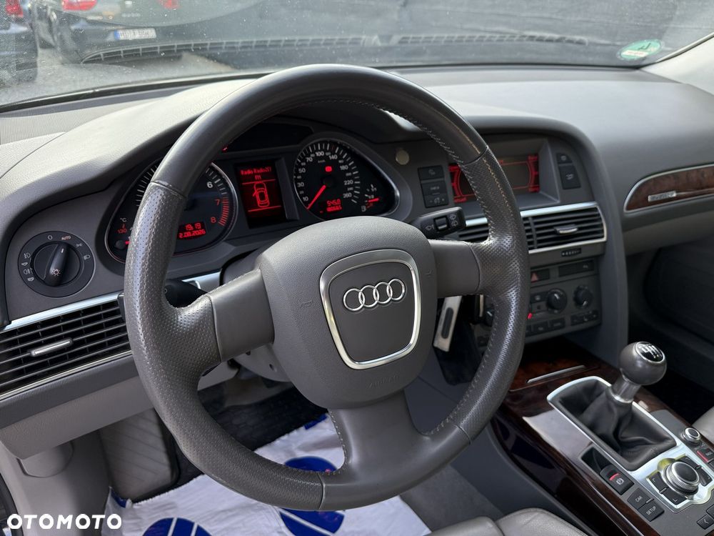 Audi A6 Avant 2.4 quattro - 24