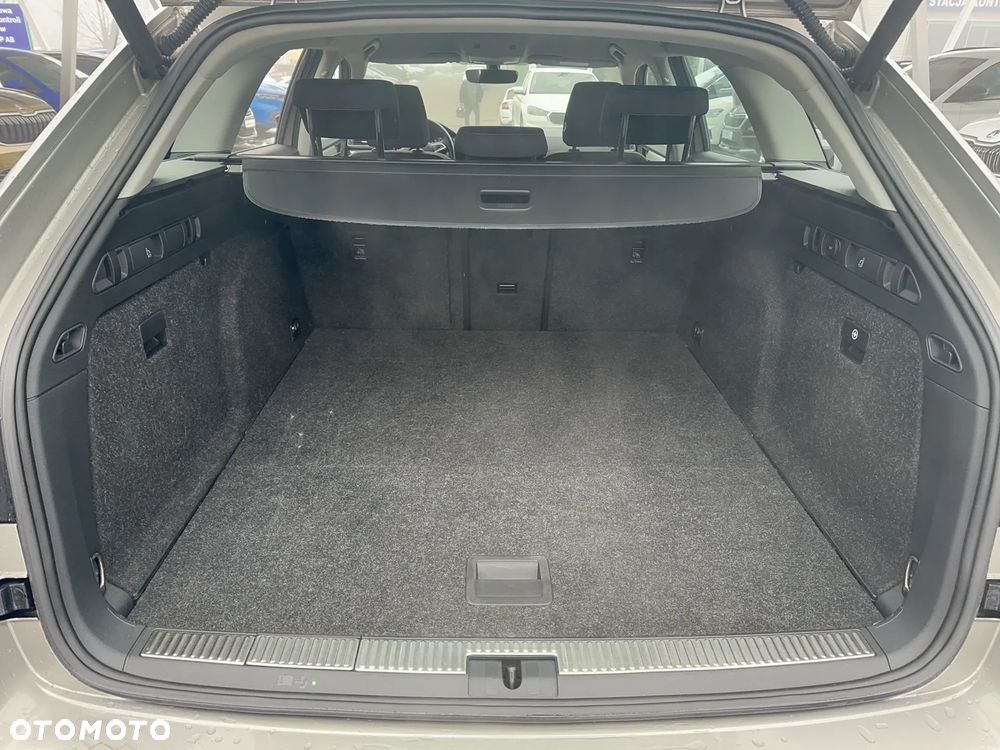 Skoda Superb 1.8 TSI Ambition - 22